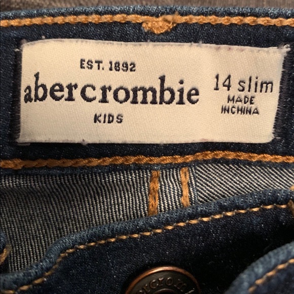 ⭐️Abercrombie Kids Jeans - Picture 4 of 6